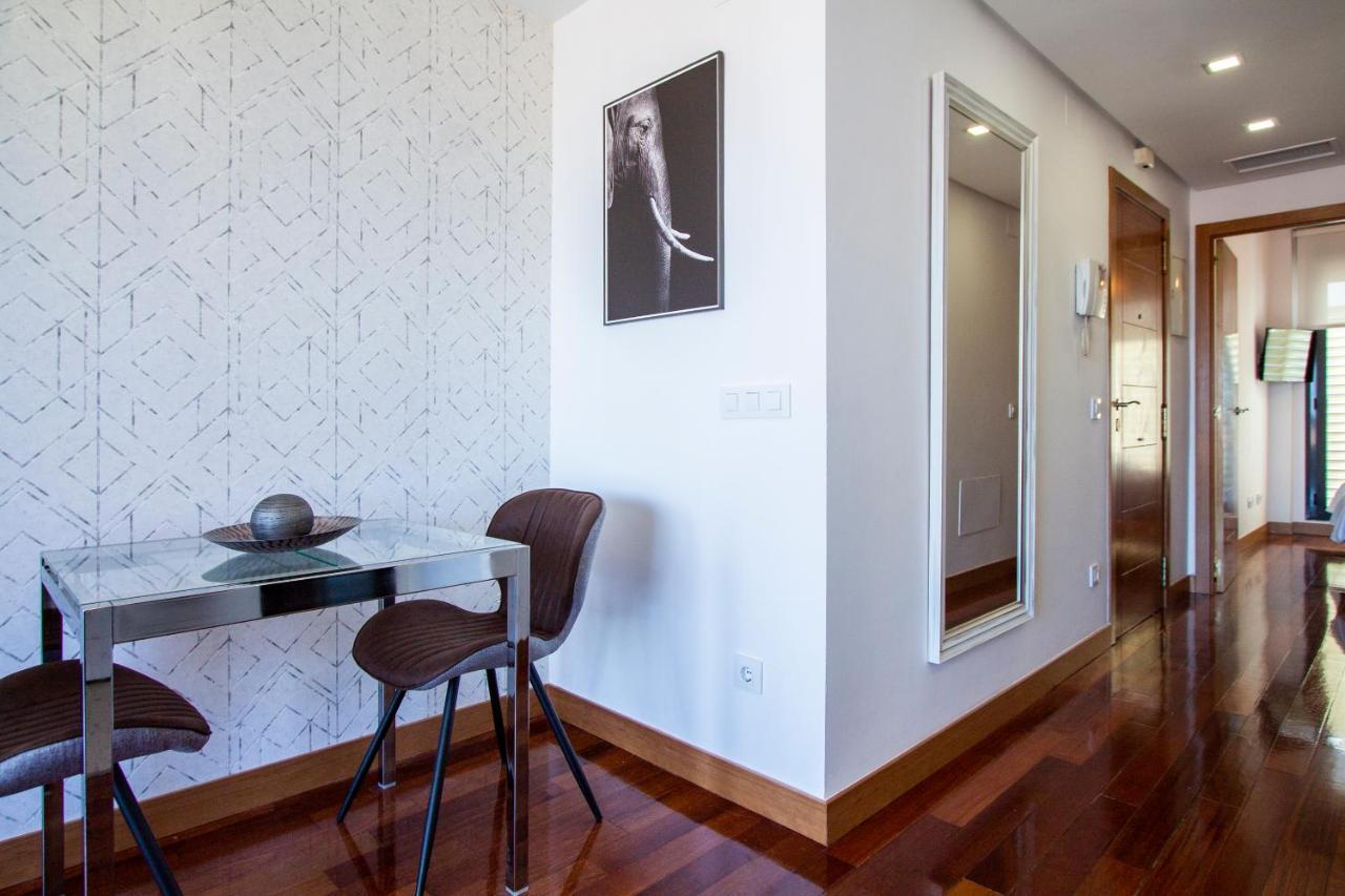 Apartamentos Castilla Luz Business Madri Exterior foto